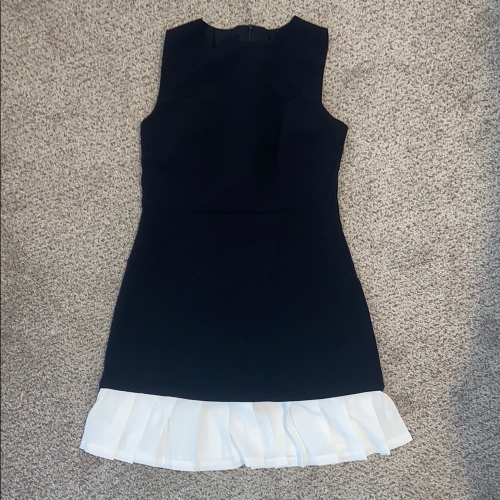 Commense Brand Elegant Black and White Sleeveless Dress
